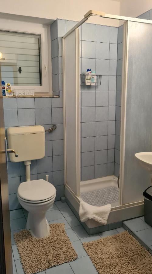 Apartments Solis, 50 M From The Sea - Jakisnica المظهر الخارجي الصورة